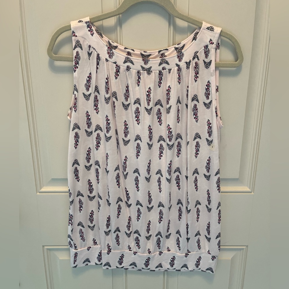 Cotton sleeveless blouse with cute flower print